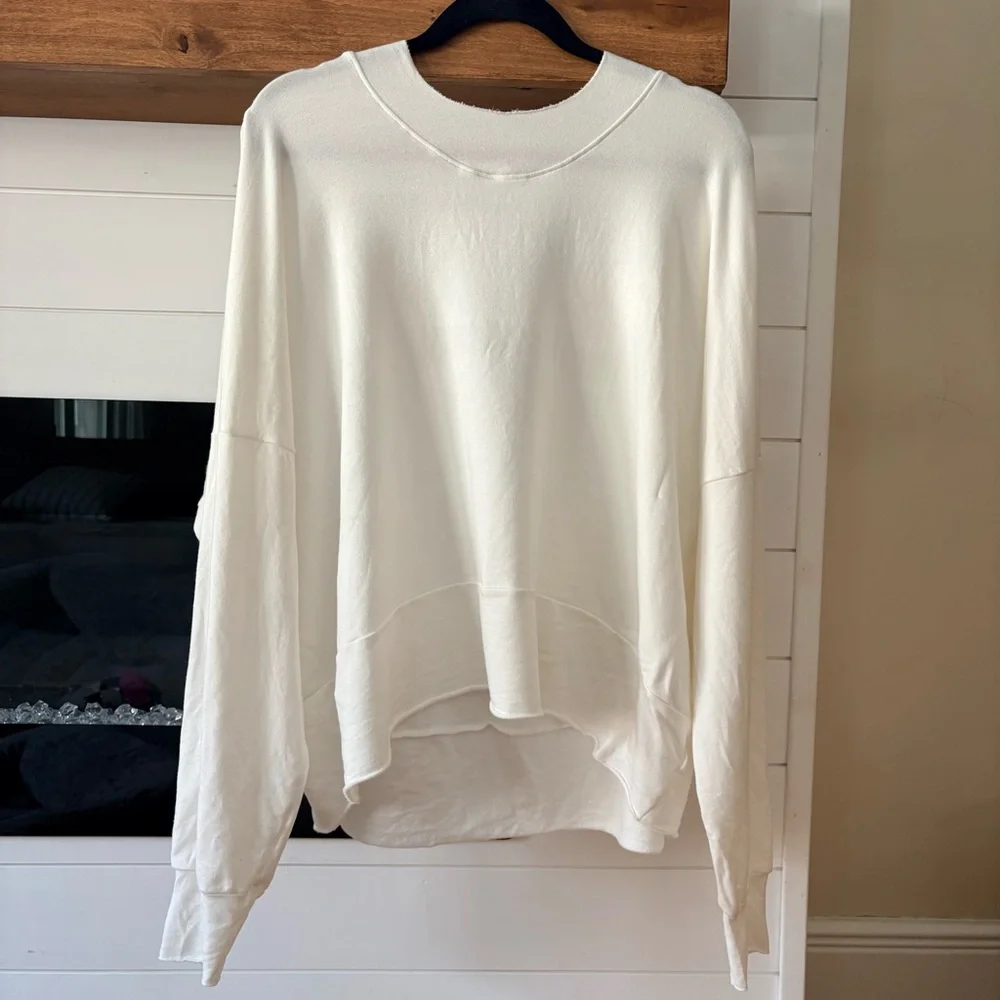 MILA Los Angeles Cream Oversized Reversible Sweatshirt | Size L
